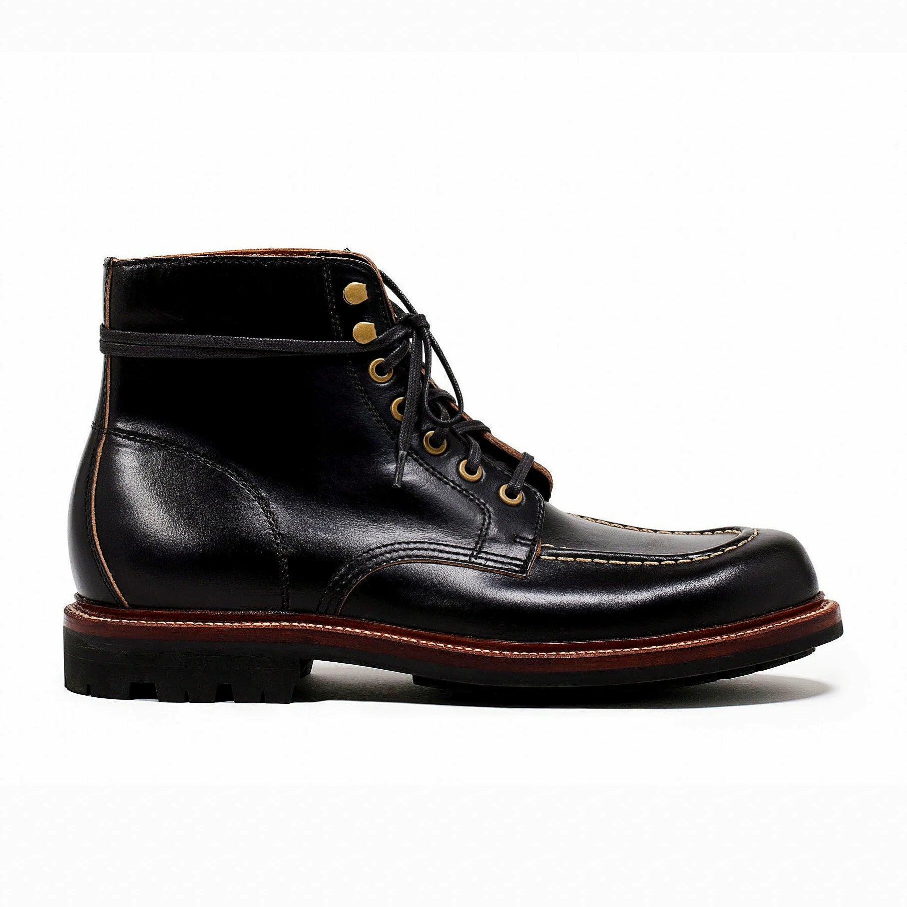 Chromexcel hand-sewn moc toe boot in Black, vegetable-tanned insole, welt and midsole