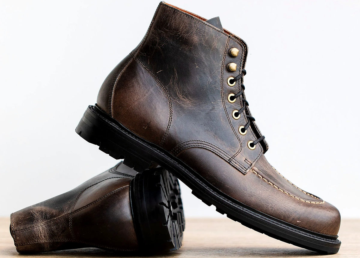 Teton Waxy Stag deer hand-sewn moc toe boot in Black, vegetable-tanned insole, welt and midsole