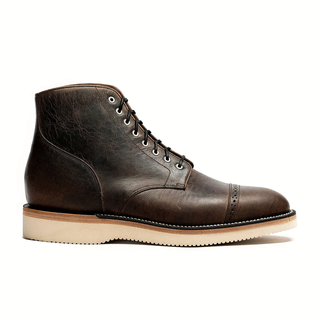 Teton Waxy Stag deer service boot in Black, vegetable-tanned insole, welt and midsole