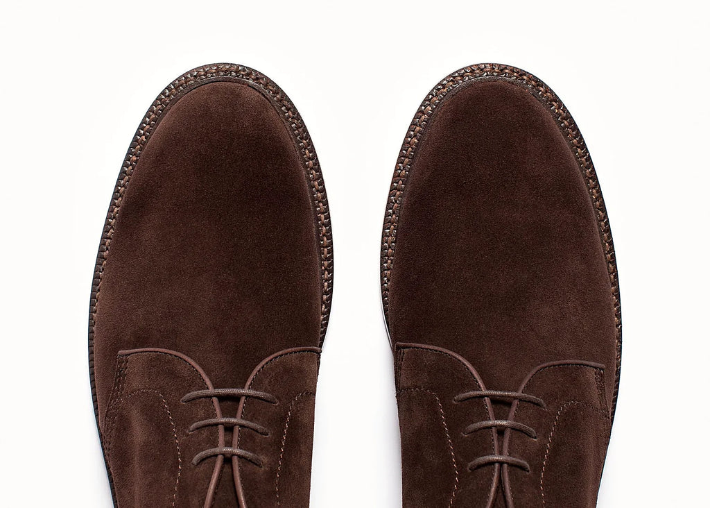 unlined chukka boot in Espresso Janus Butt suede with blind eyelets