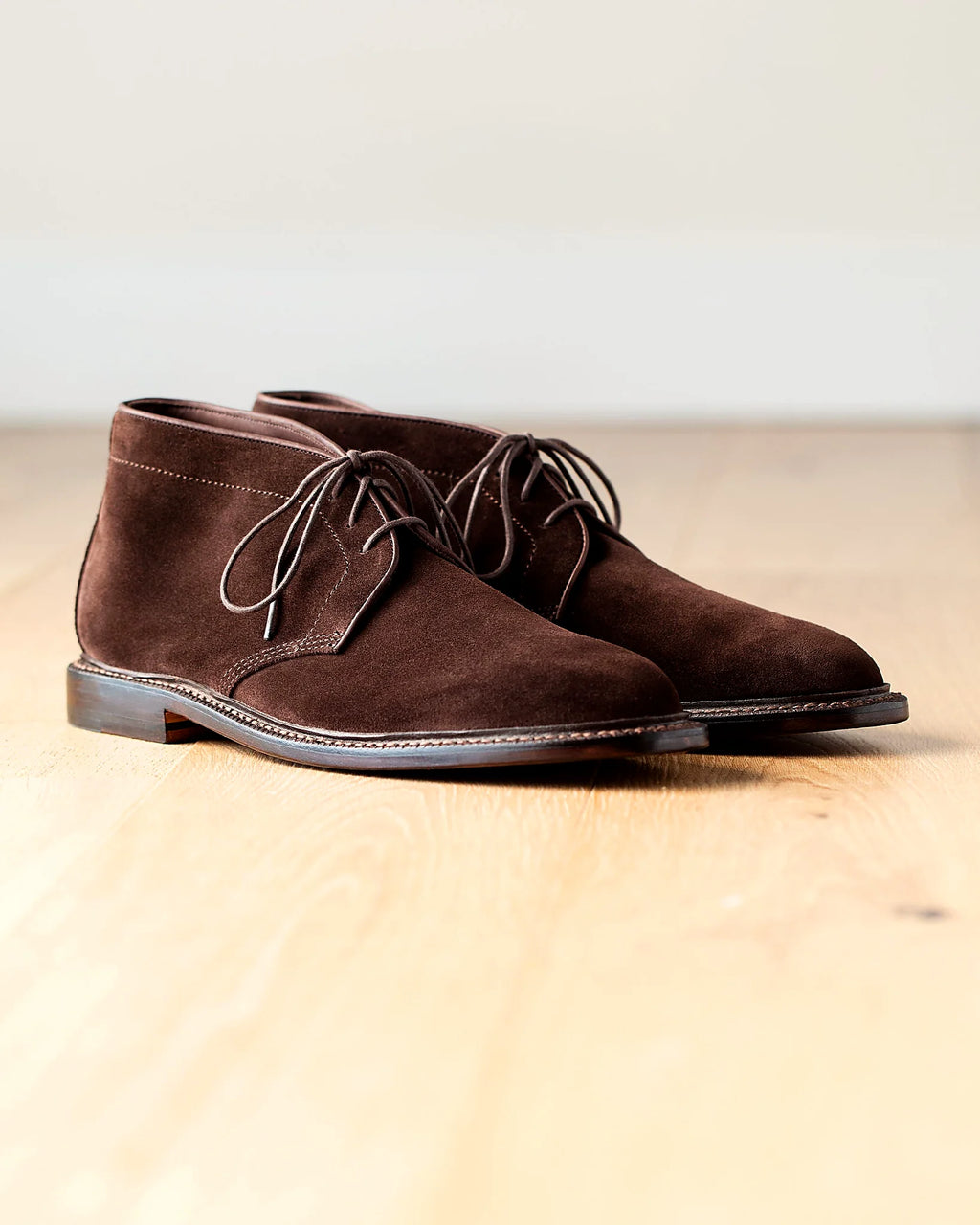 Espresso Janus Butt suede unlined chukka boot with blind eyelets
