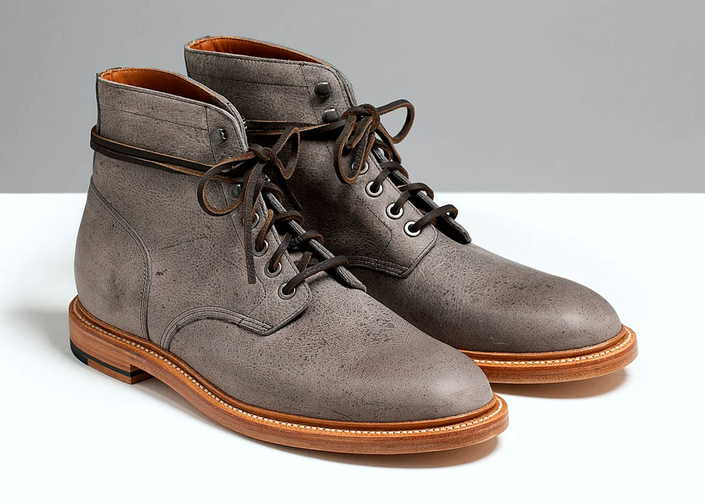 lace-to-toe boot in Storm grey Waxed Kudu with gunmetal eyelets and speed hooks